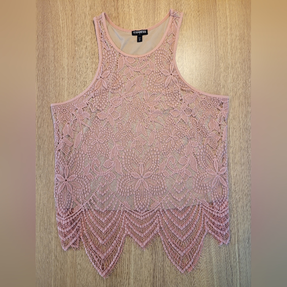 ⭐️ NWOT Express Women's Mauve Lace Racerback Tank Top Size M